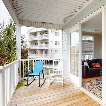 Pavilion Watch #1A Folly Beach Room photo